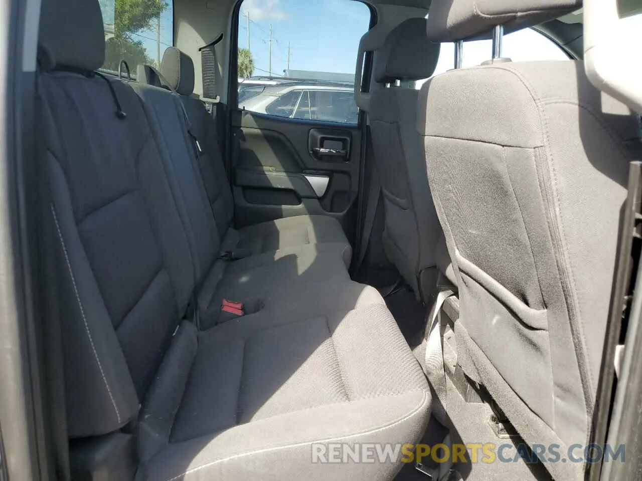 10 Photograph of a damaged car 2GCRCPEC0K1118583 CHEVROLET ALL Models 2019