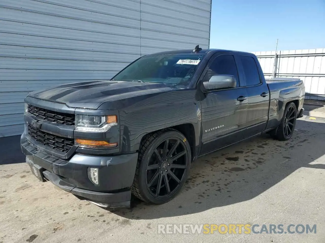 1 Photograph of a damaged car 2GCRCPEC0K1157741 CHEVROLET ALL Models 2019