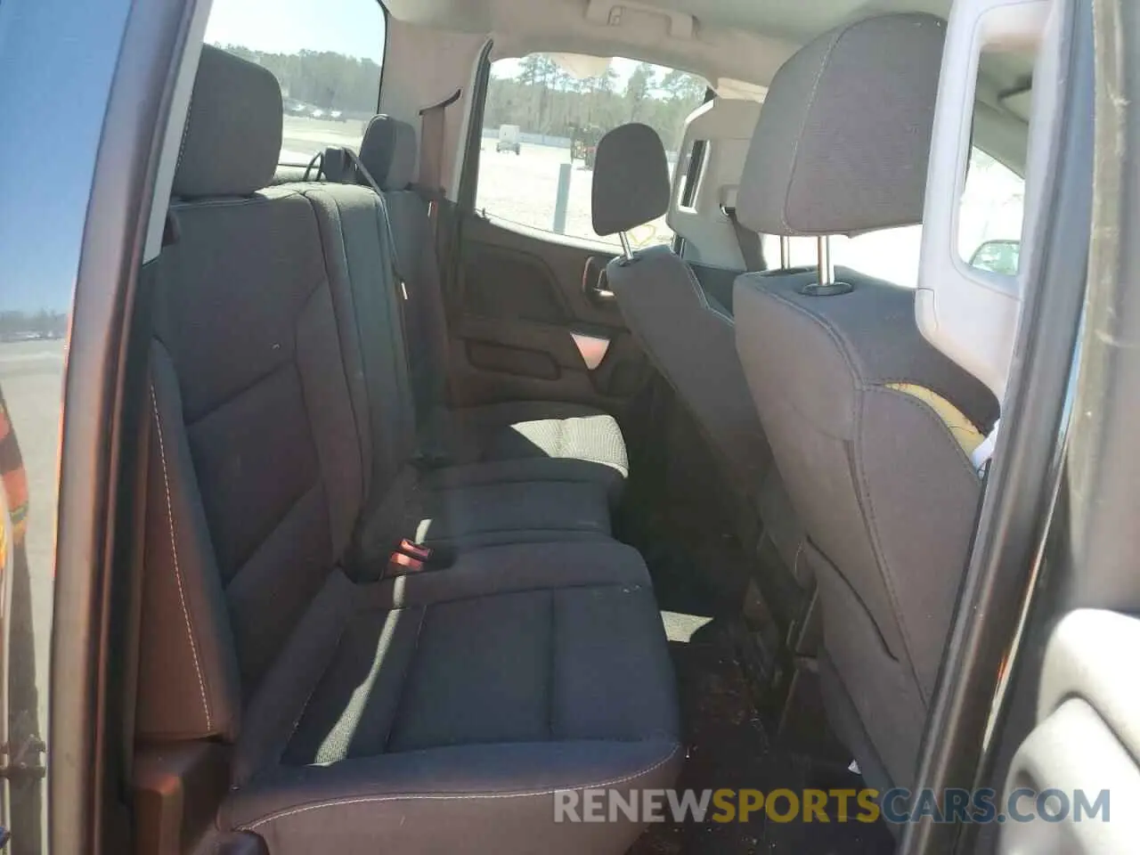 10 Photograph of a damaged car 2GCRCPEC2K1132887 CHEVROLET ALL Models 2019