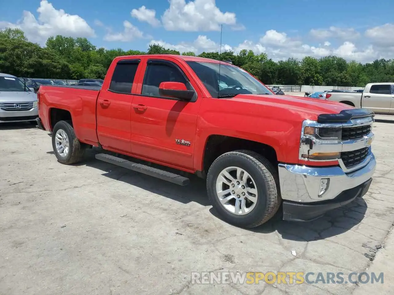 4 Photograph of a damaged car 2GCRCPECXK1235684 CHEVROLET ALL Models 2019