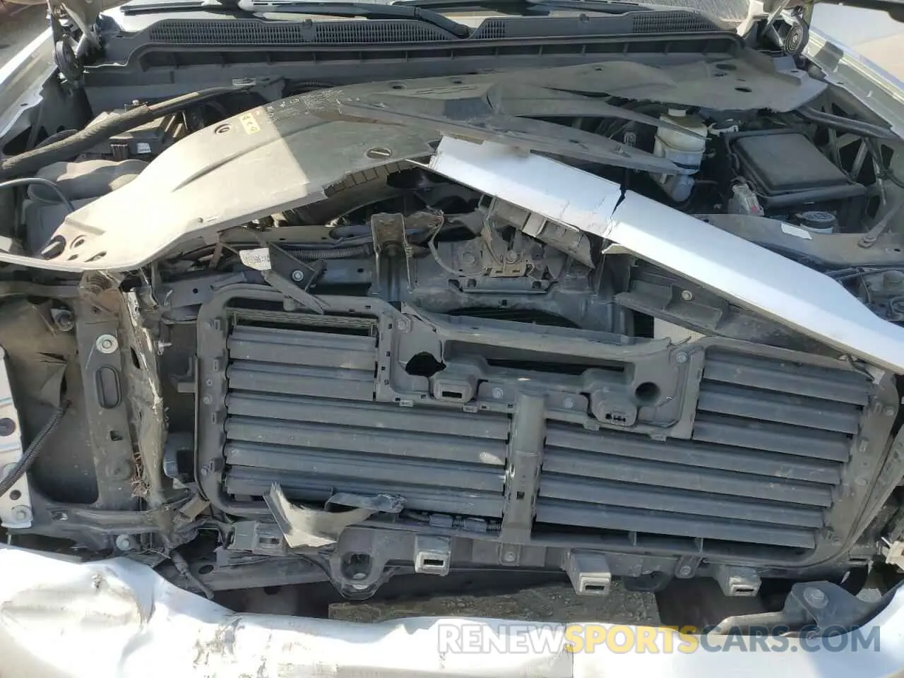 11 Photograph of a damaged car 2GCVKMEC6K1240039 CHEVROLET ALL Models 2019