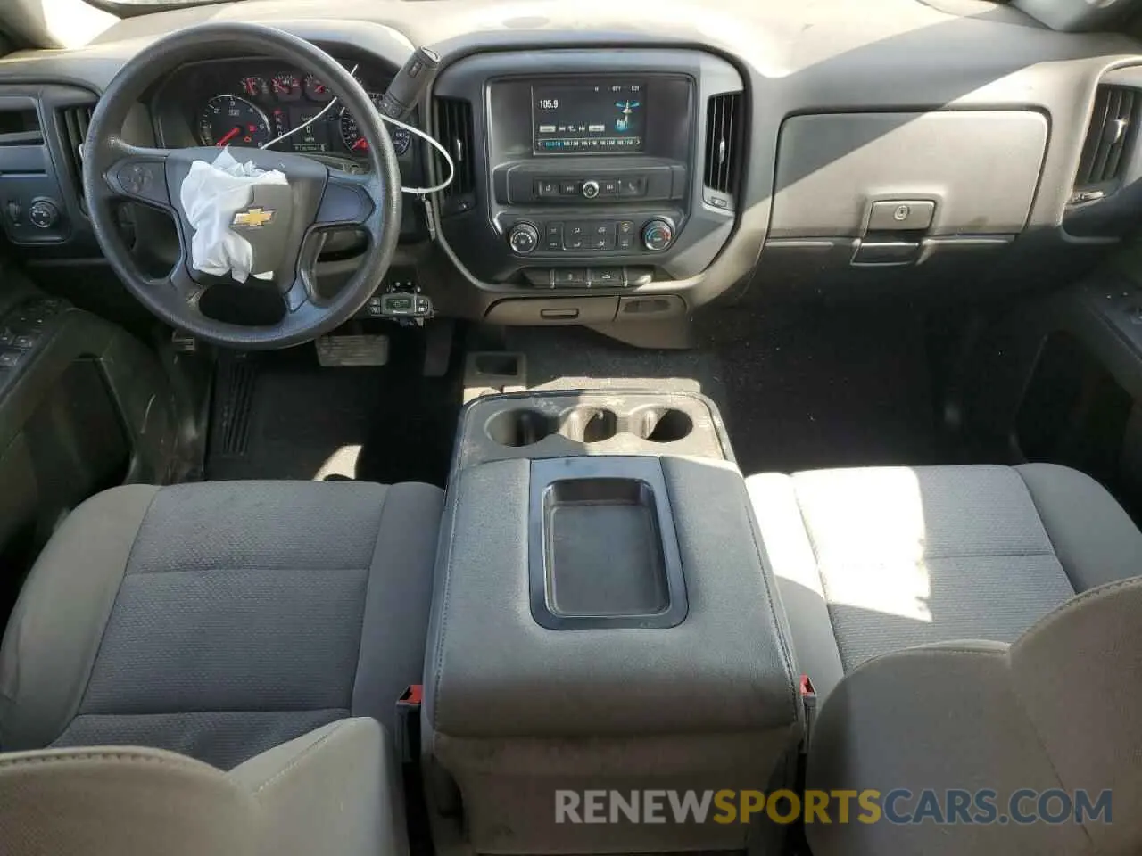 8 Photograph of a damaged car 2GCVKMEC6K1240039 CHEVROLET ALL Models 2019