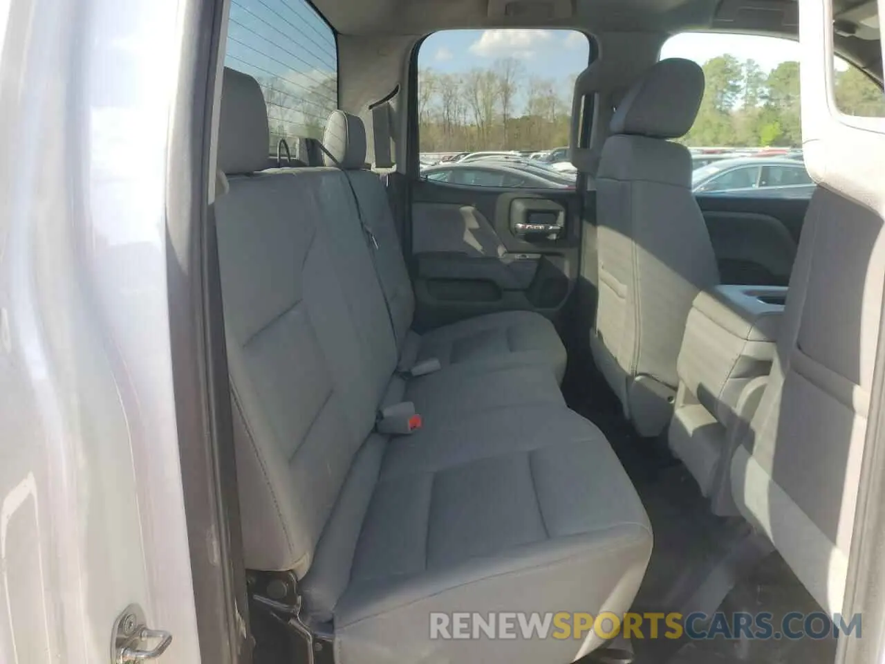 10 Photograph of a damaged car 2GCVKNECXK1147238 CHEVROLET ALL Models 2019