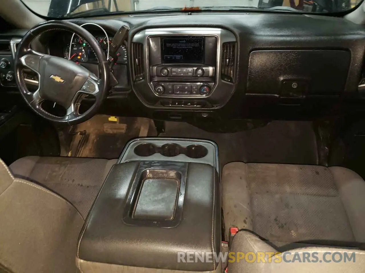 8 Photograph of a damaged car 2GCVKPEC0K1161631 CHEVROLET ALL Models 2019