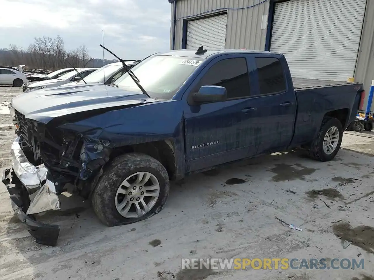 1 Photograph of a damaged car 2GCVKPEC3K1120734 CHEVROLET ALL Models 2019