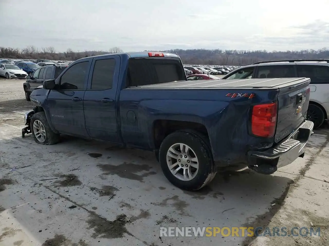 2 Photograph of a damaged car 2GCVKPEC3K1120734 CHEVROLET ALL Models 2019
