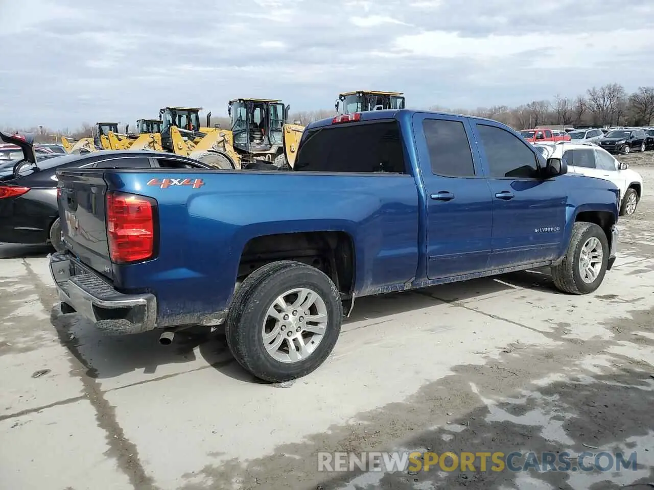 3 Photograph of a damaged car 2GCVKPEC3K1120734 CHEVROLET ALL Models 2019