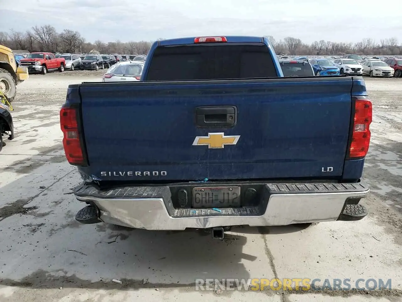 6 Photograph of a damaged car 2GCVKPEC3K1120734 CHEVROLET ALL Models 2019