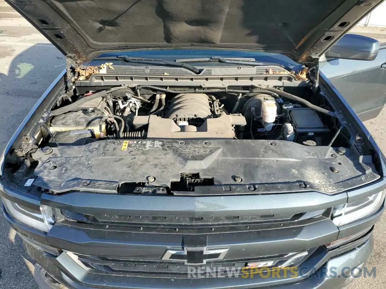 11 Photograph of a damaged car 2GCVKPEC4K1169912 CHEVROLET ALL Models 2019