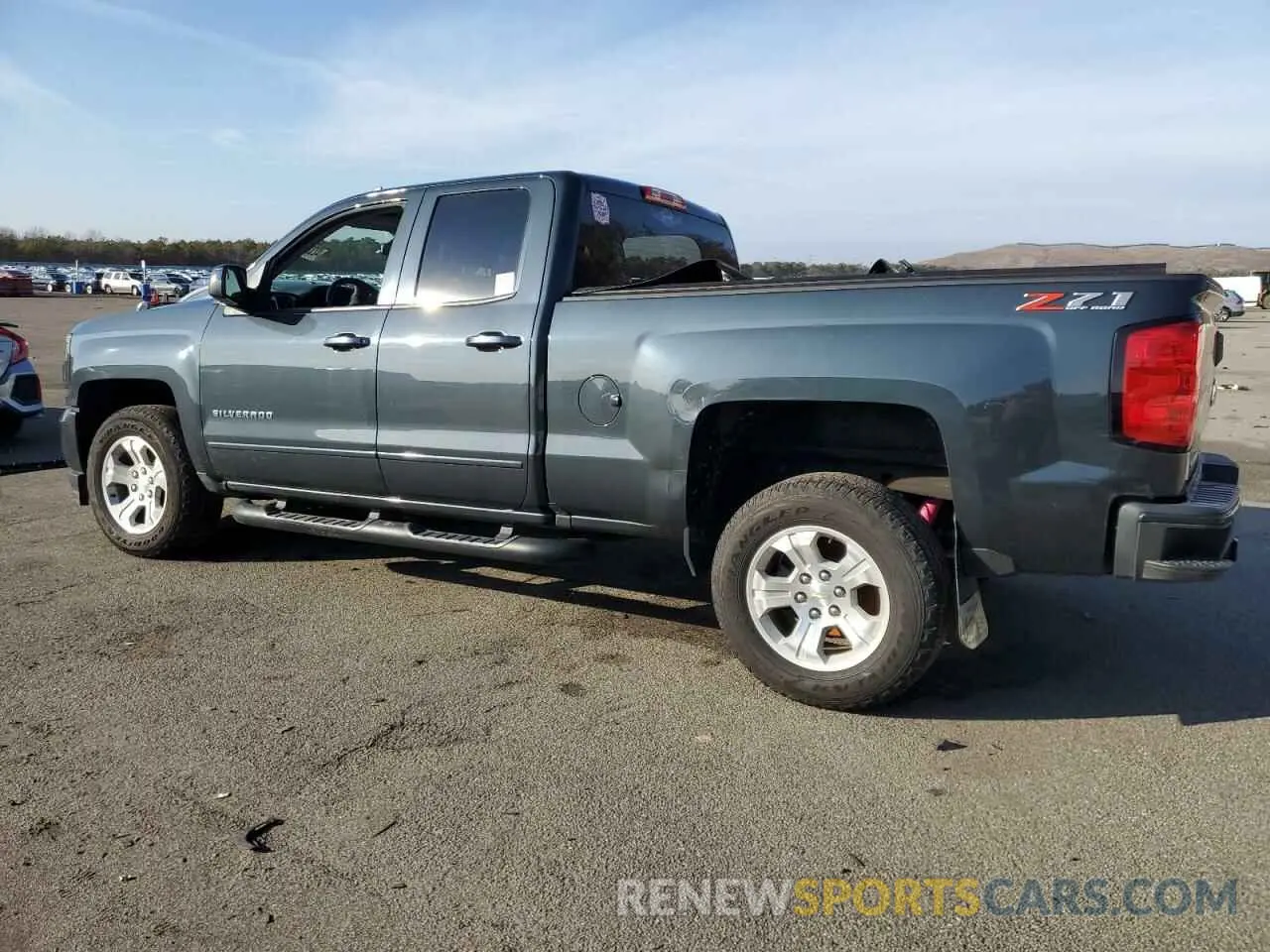 2 Photograph of a damaged car 2GCVKPEC4K1169912 CHEVROLET ALL Models 2019