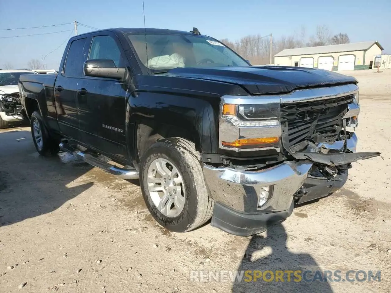 4 Photograph of a damaged car 2GCVKPEC5K1107063 CHEVROLET ALL Models 2019