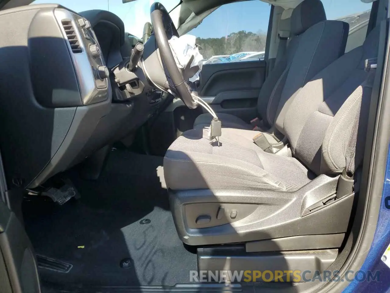 13 Photograph of a damaged car 2GCVKPEC5K1230717 CHEVROLET ALL Models 2019