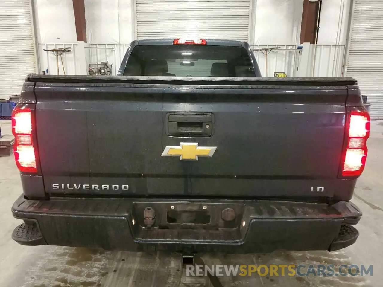 6 Photograph of a damaged car 2GCVKPEC6K1109176 CHEVROLET All Models 2019