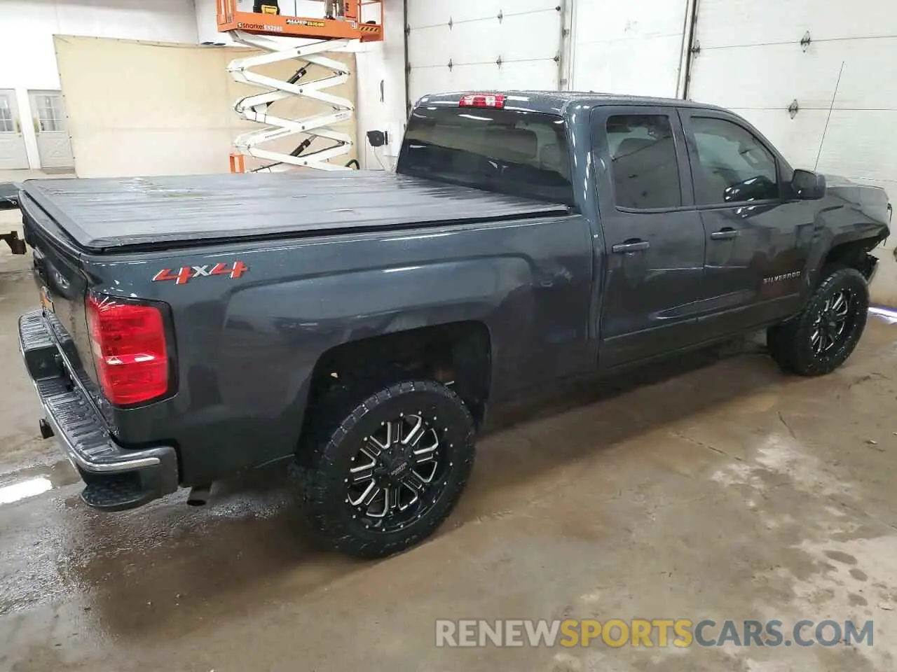 3 Photograph of a damaged car 2GCVKPEC6K1123627 CHEVROLET All Models 2019