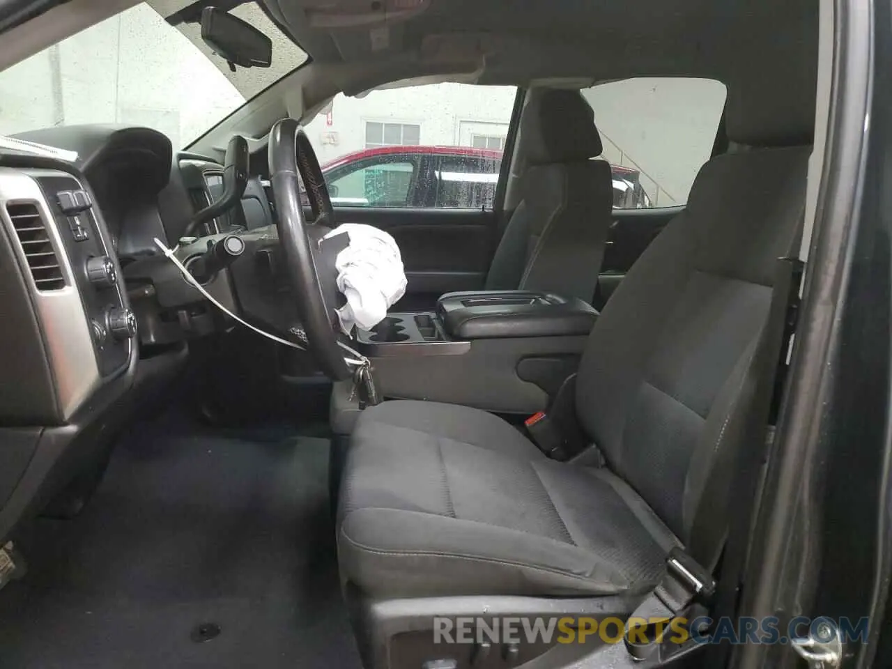 7 Photograph of a damaged car 2GCVKPEC6K1123627 CHEVROLET All Models 2019