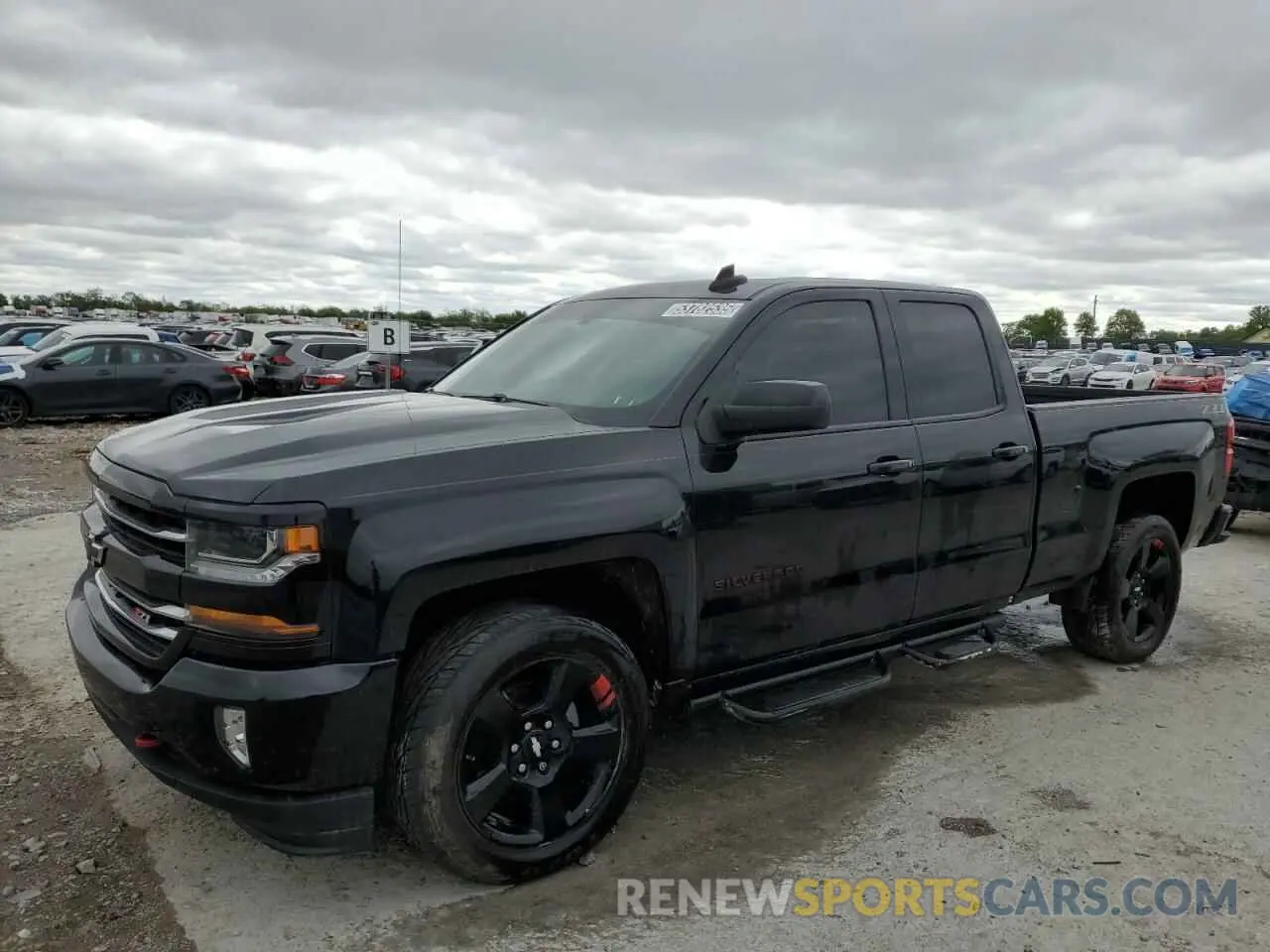 1 Photograph of a damaged car 2GCVKPEC6K1172049 CHEVROLET ALL Models 2019