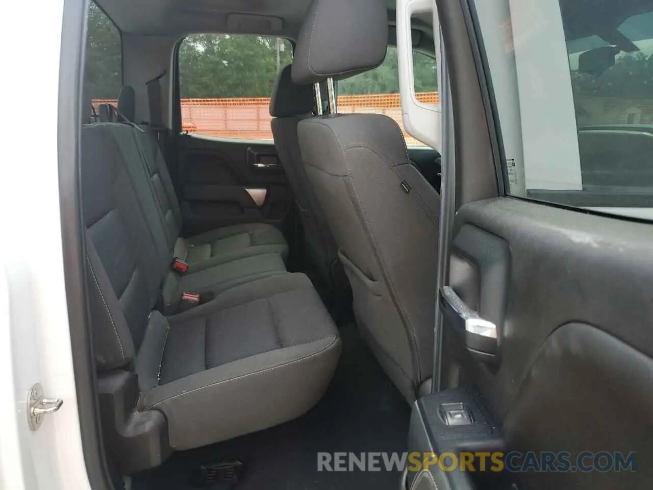 10 Photograph of a damaged car 2GCVKPEC7K1149069 CHEVROLET ALL Models 2019