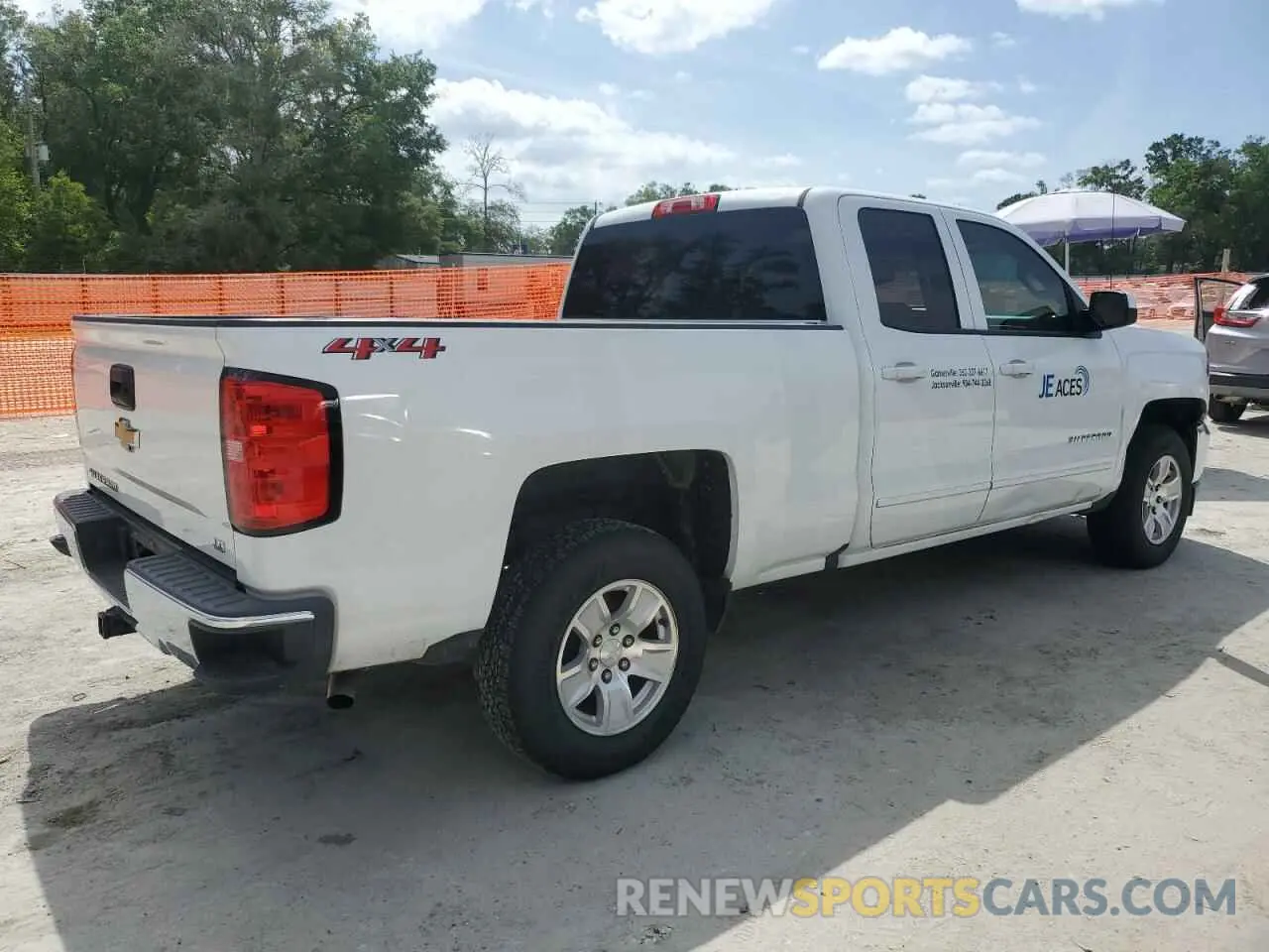 3 Photograph of a damaged car 2GCVKPEC7K1149069 CHEVROLET ALL Models 2019