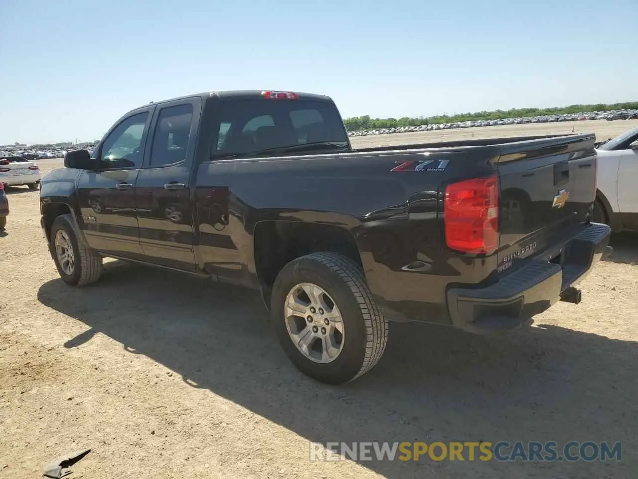 2 Photograph of a damaged car 2GCVKPEC7K1173534 CHEVROLET ALL Models 2019
