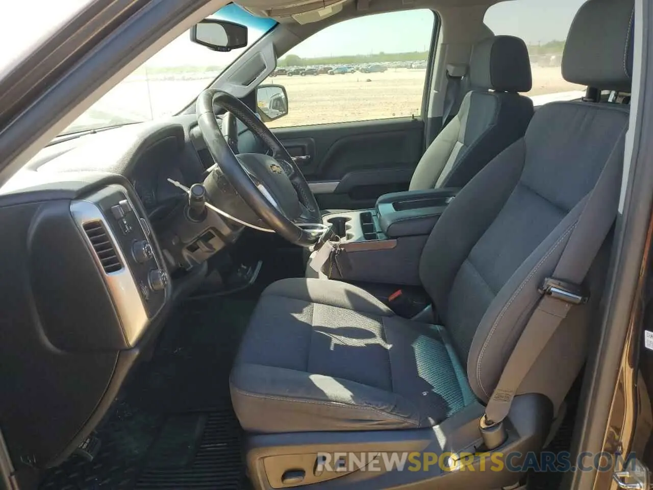 7 Photograph of a damaged car 2GCVKPEC7K1173534 CHEVROLET ALL Models 2019