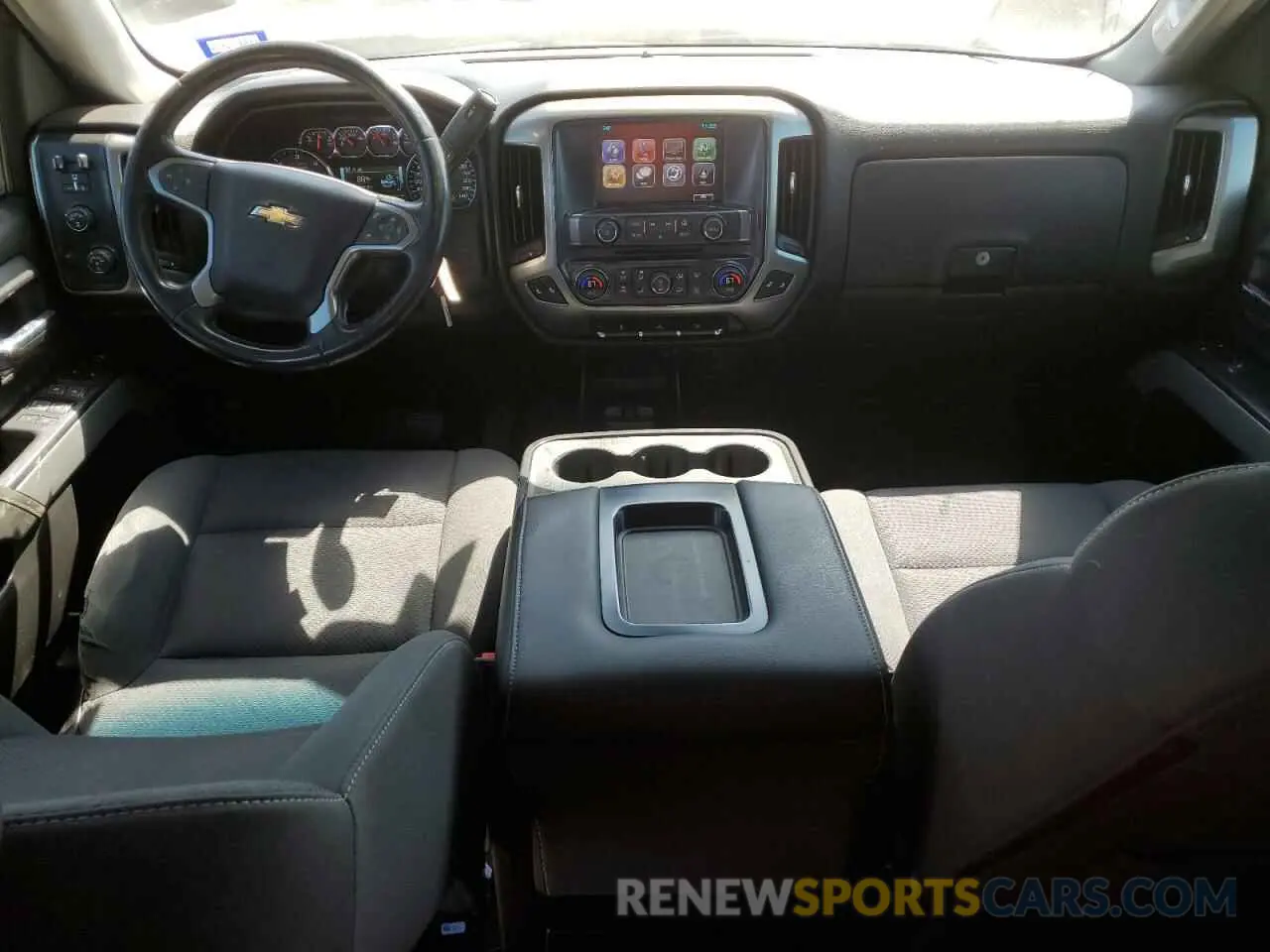 8 Photograph of a damaged car 2GCVKPEC7K1173534 CHEVROLET ALL Models 2019