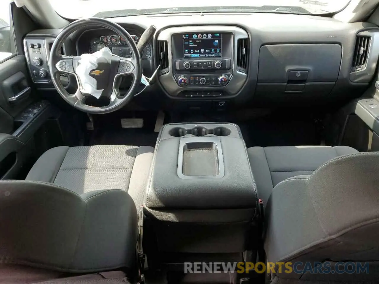 8 Photograph of a damaged car 2GCVKPEC7K1245140 CHEVROLET ALL Models 2019