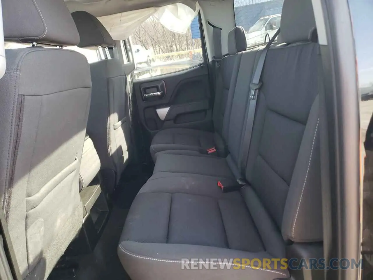 10 Photograph of a damaged car 2GCVKPEC8K1106358 CHEVROLET ALL Models 2019