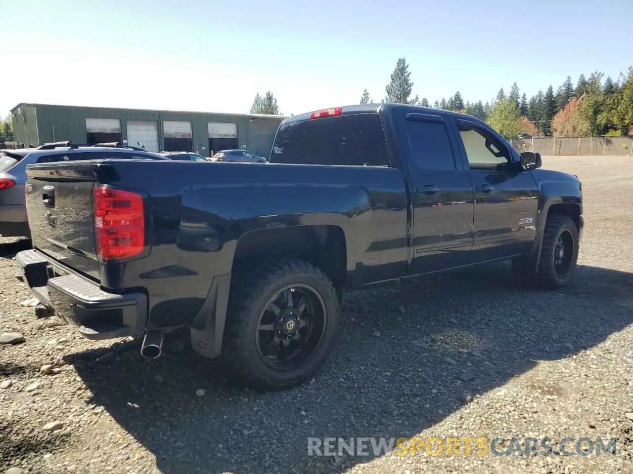 3 Photograph of a damaged car 2GCVKPEC8K1120552 CHEVROLET ALL Models 2019