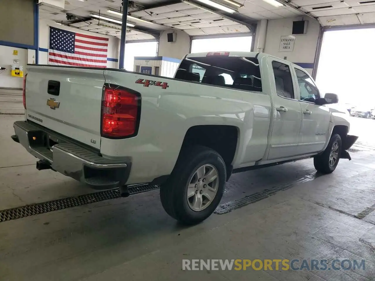 3 Photograph of a damaged car 2GCVKPEC8K1128392 CHEVROLET ALL Models 2019
