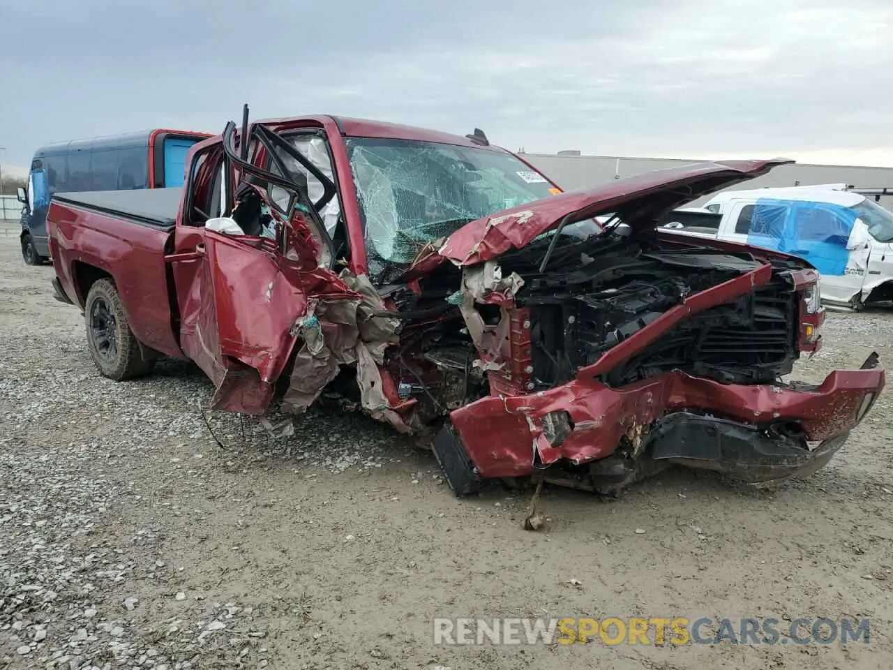 4 Photograph of a damaged car 2GCVKPEC8K1164549 CHEVROLET ALL Models 2019