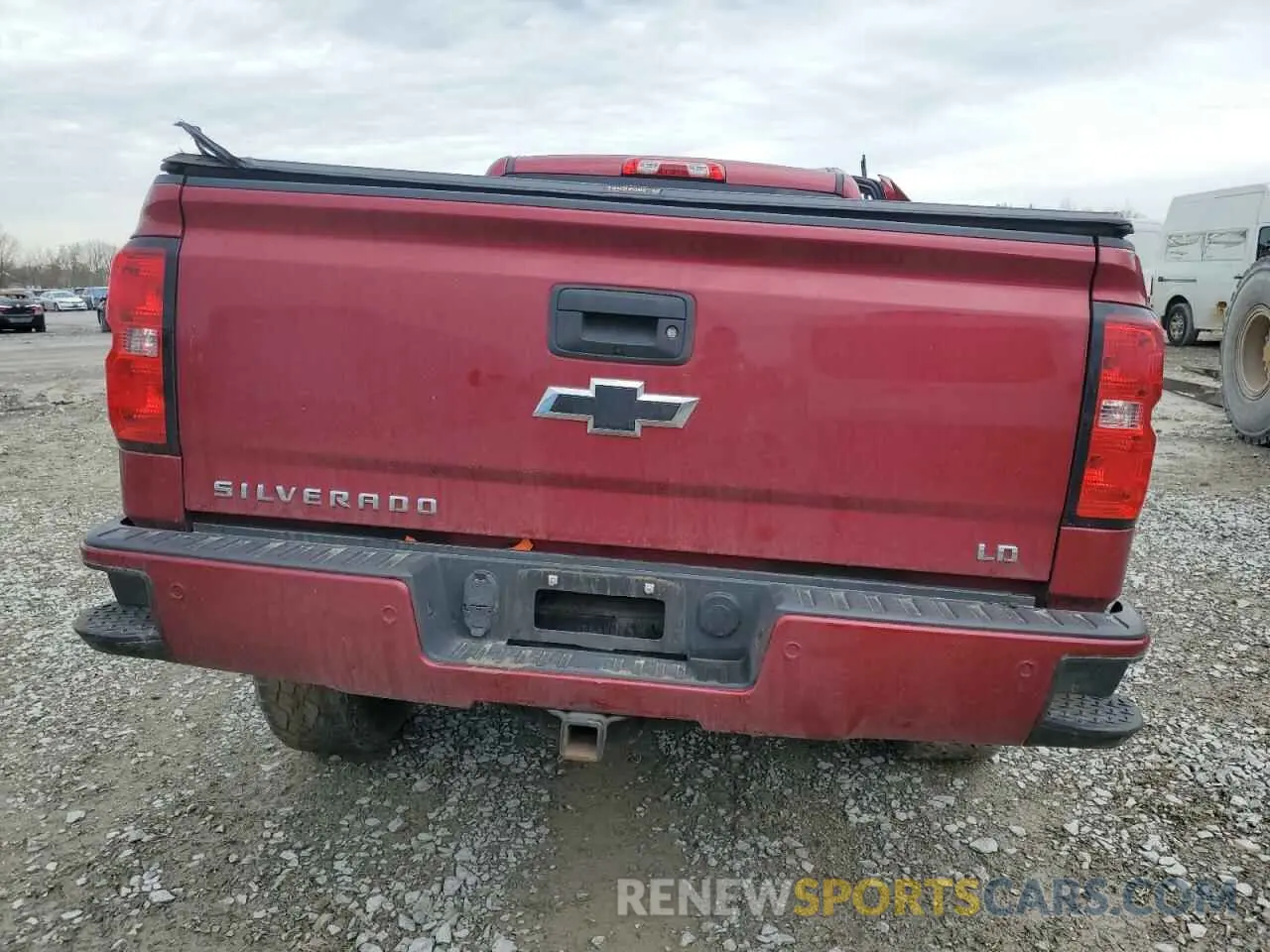 6 Photograph of a damaged car 2GCVKPEC8K1164549 CHEVROLET ALL Models 2019