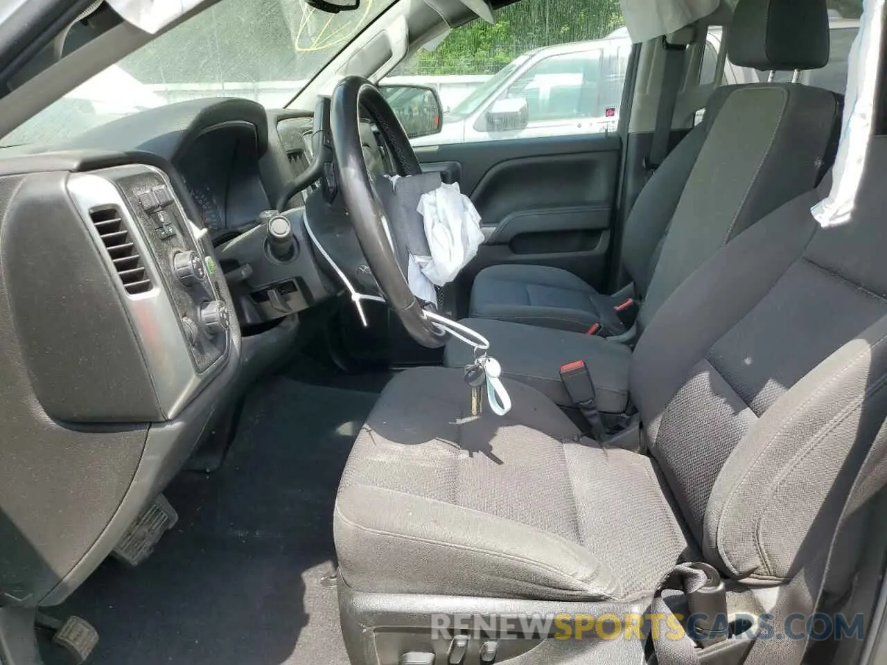 7 Photograph of a damaged car 2GCVKPEC8K1235572 CHEVROLET ALL Models 2019