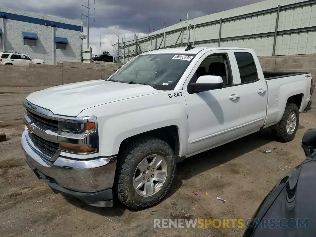 1 Photograph of a damaged car 2GCVKPEC9K1150286 CHEVROLET ALL Models 2019