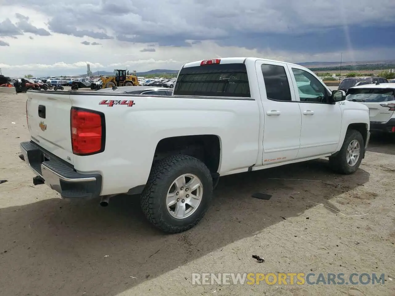 3 Photograph of a damaged car 2GCVKPEC9K1150286 CHEVROLET ALL Models 2019