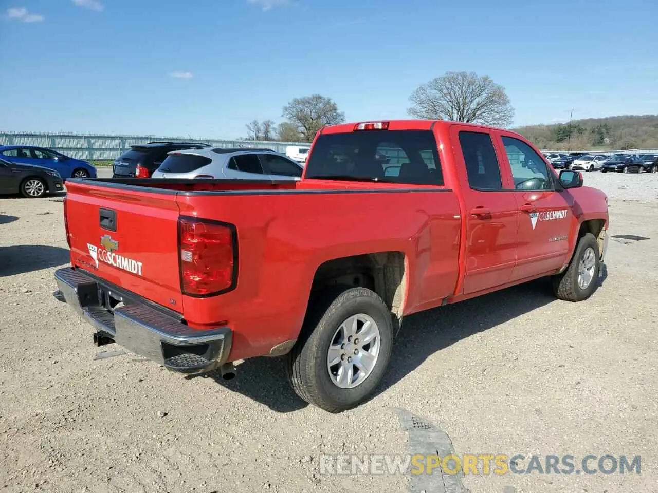 3 Photograph of a damaged car 2GCVKPEC9K1216335 CHEVROLET ALL Models 2019