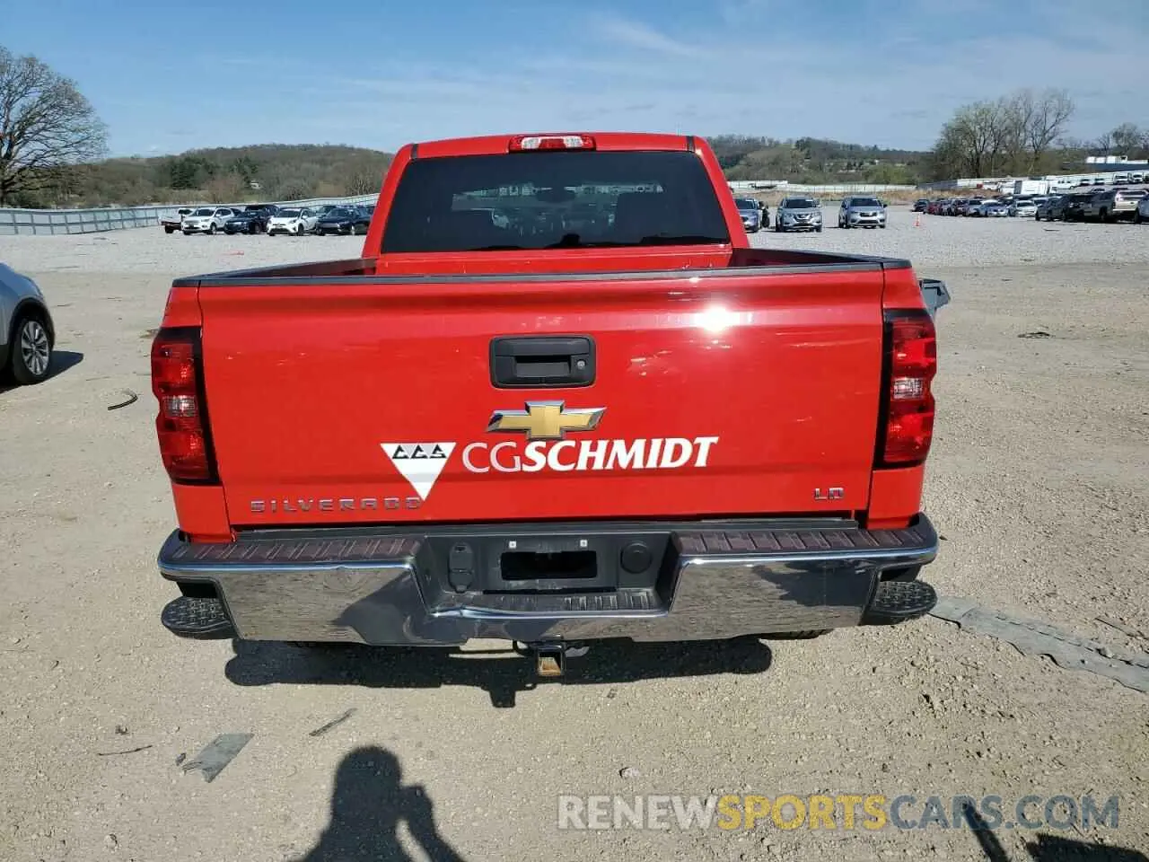 6 Photograph of a damaged car 2GCVKPEC9K1216335 CHEVROLET ALL Models 2019