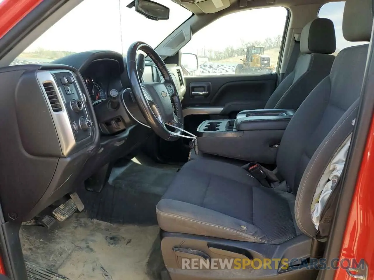 7 Photograph of a damaged car 2GCVKPEC9K1216335 CHEVROLET ALL Models 2019