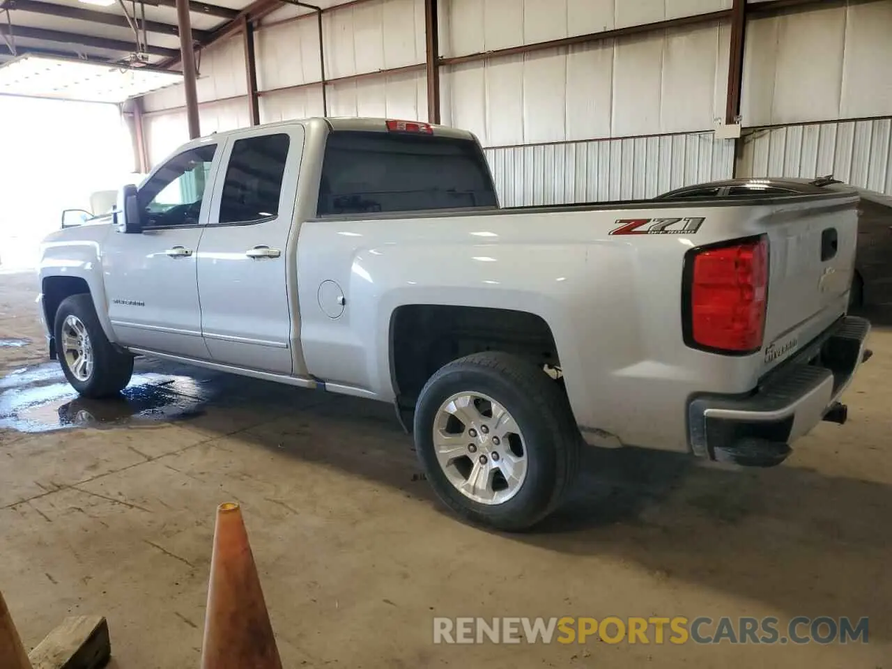 2 Photograph of a damaged car 2GCVKPECXK1100609 CHEVROLET ALL Models 2019