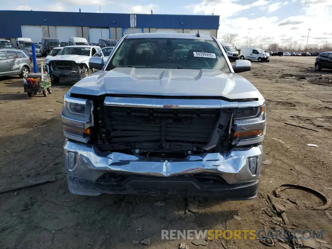 5 Photograph of a damaged car 2GCVKPECXK1101954 CHEVROLET ALL Models 2019