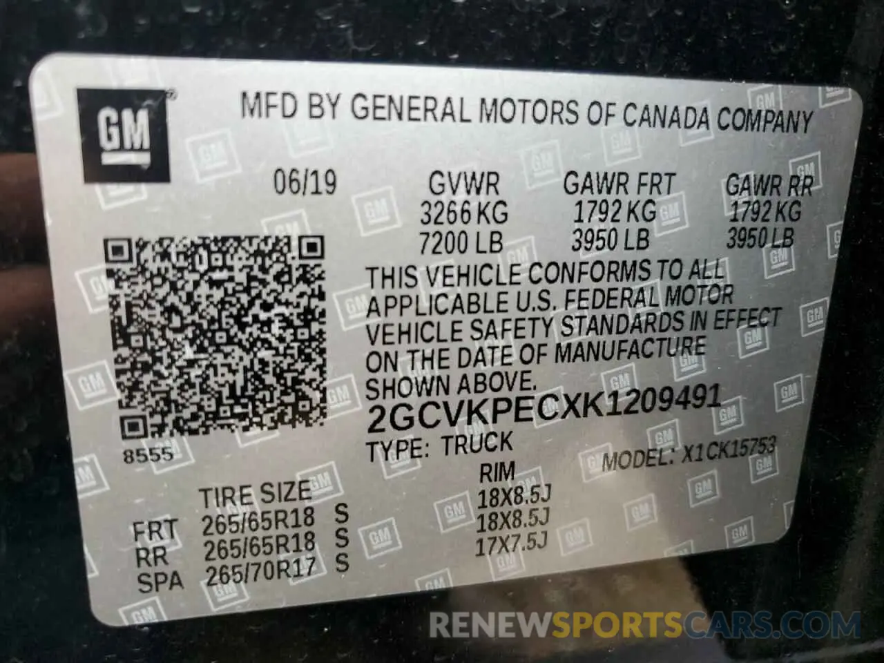 12 Photograph of a damaged car 2GCVKPECXK1209491 CHEVROLET ALL Models 2019