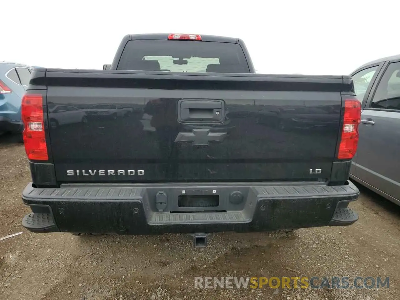 6 Photograph of a damaged car 2GCVKPECXK1209491 CHEVROLET ALL Models 2019