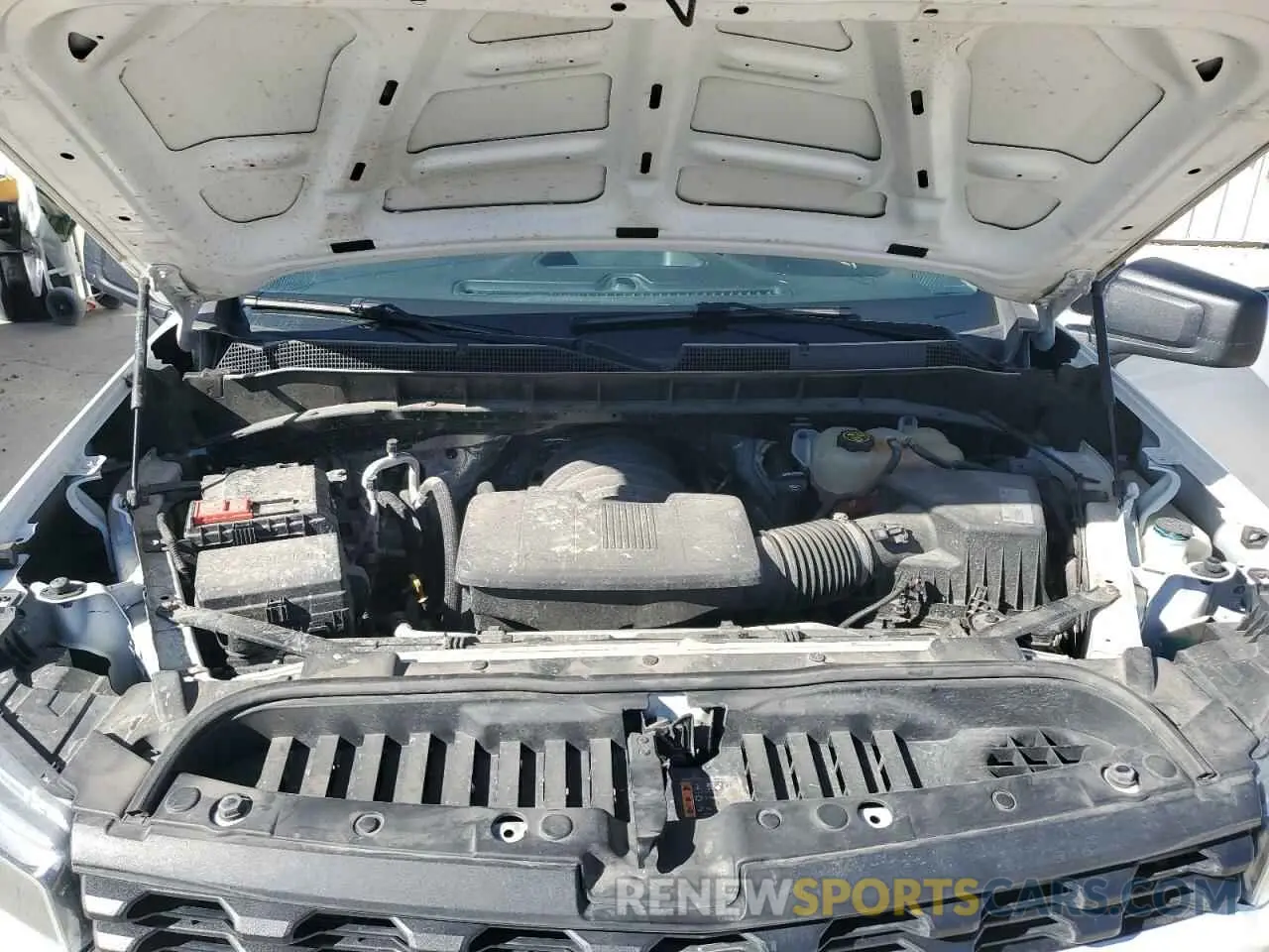 11 Photograph of a damaged car 3GCNWAEF0KG310588 CHEVROLET ALL Models 2019