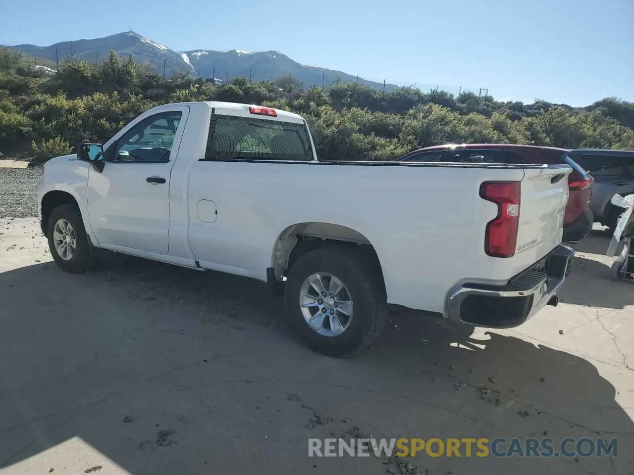 2 Photograph of a damaged car 3GCNWAEF0KG310588 CHEVROLET ALL Models 2019