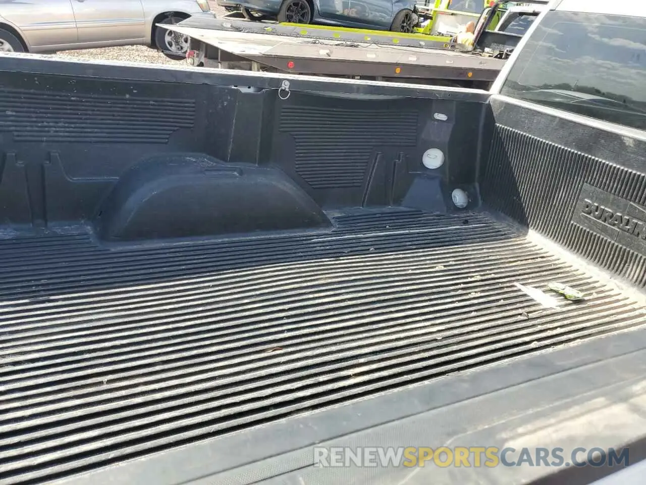 10 Photograph of a damaged car 3GCNWAEF3KG224577 CHEVROLET ALL Models 2019