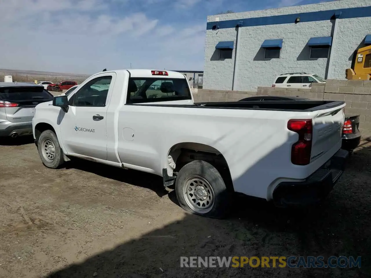 2 Photograph of a damaged car 3GCNWAEH2KG267969 CHEVROLET ALL Models 2019