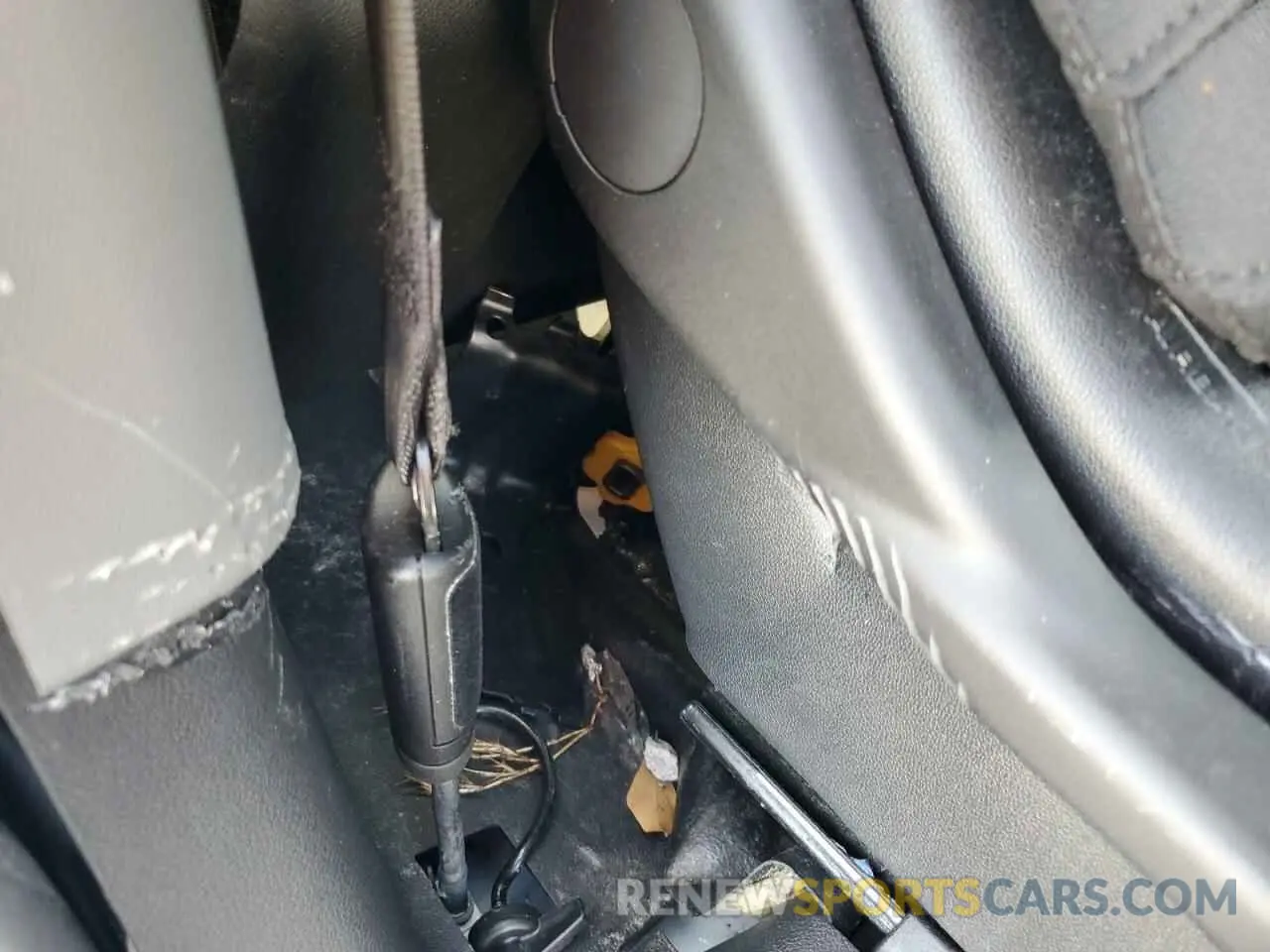 10 Photograph of a damaged car 3GCNWAEH3KG244202 CHEVROLET ALL Models 2019