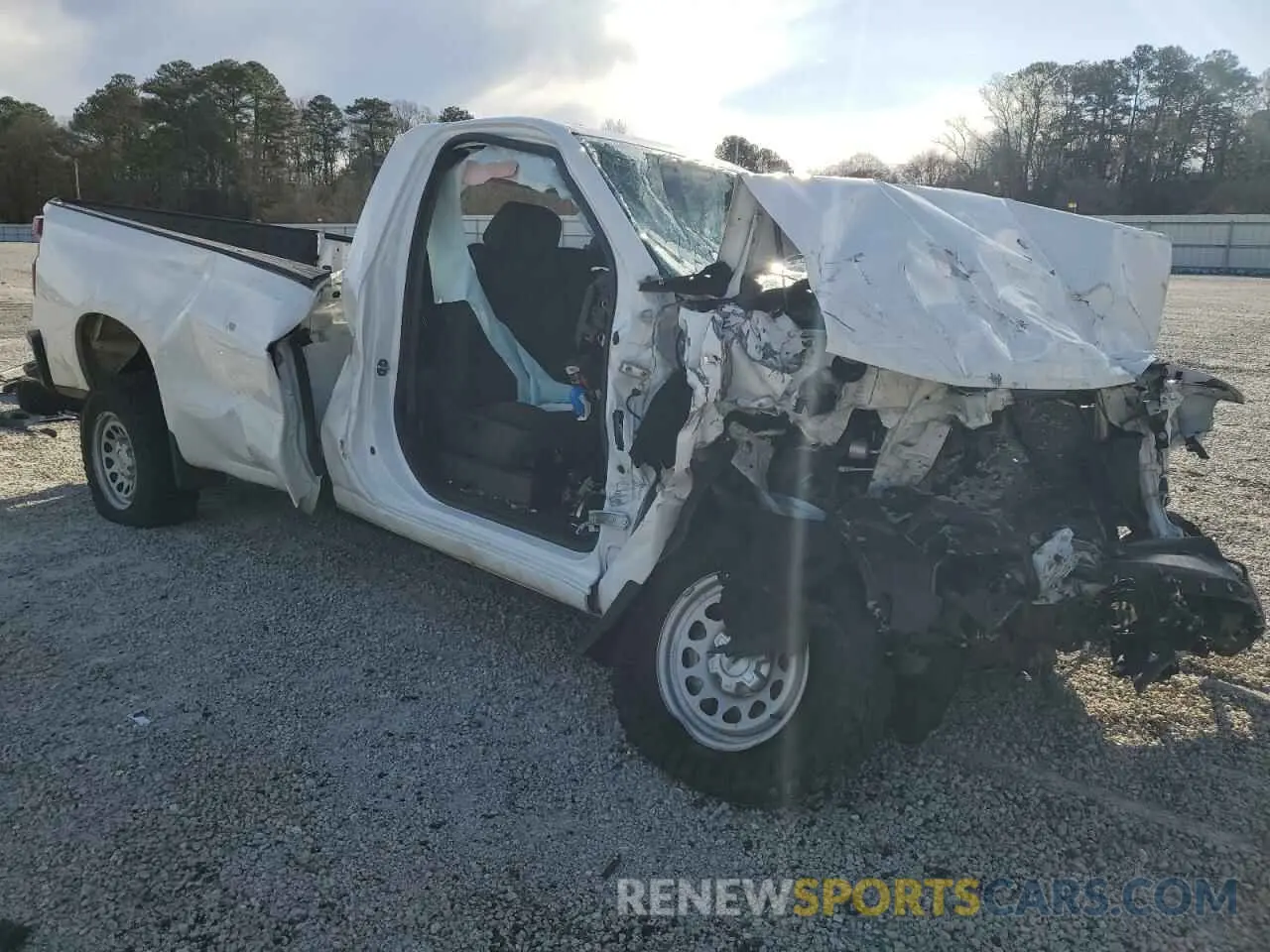 4 Photograph of a damaged car 3GCNWAEH3KG244202 CHEVROLET ALL Models 2019