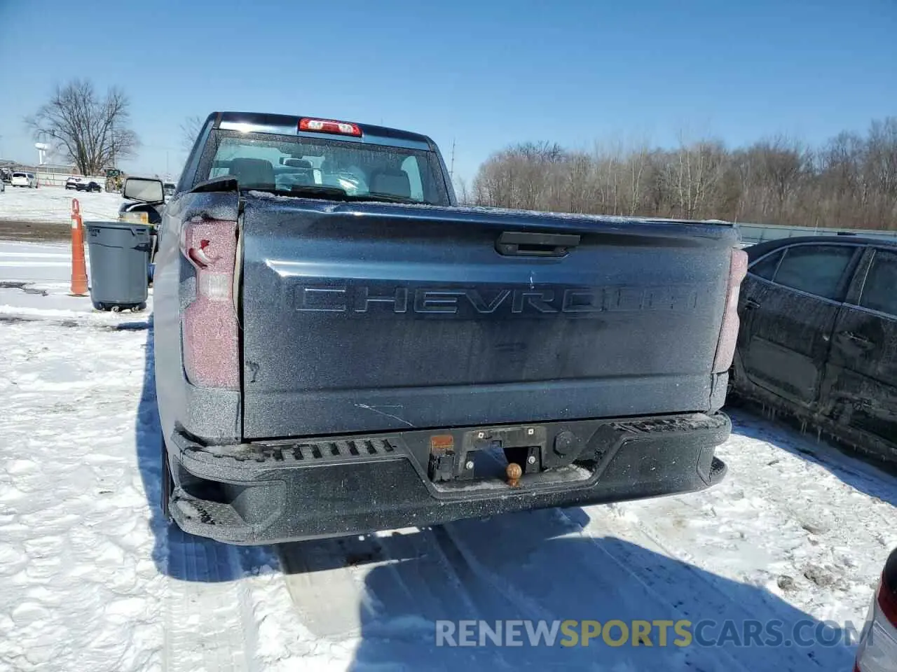 6 Photograph of a damaged car 3GCNWAEH7KG242923 CHEVROLET ALL Models 2019
