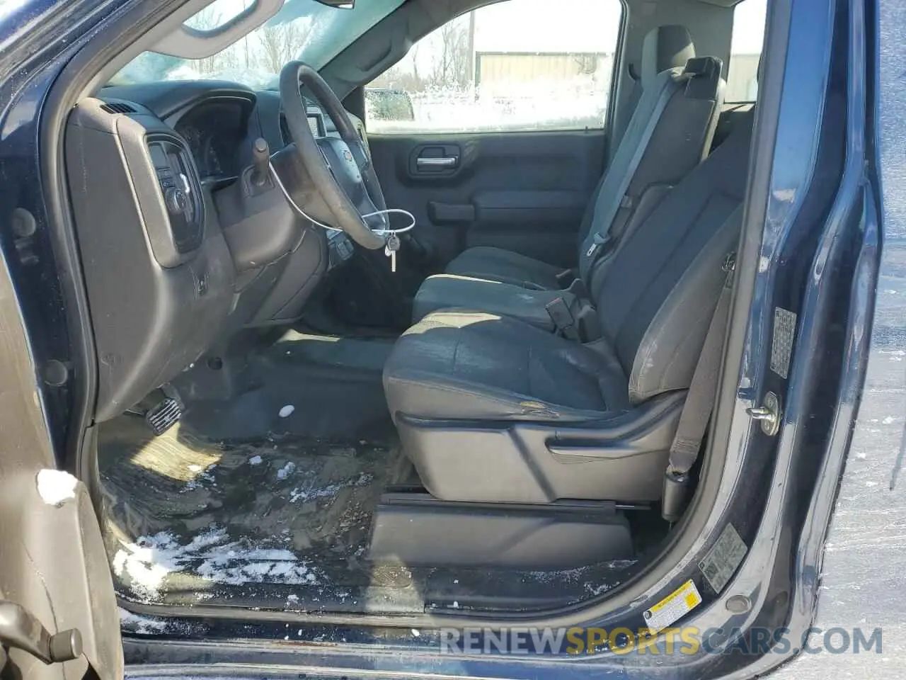 7 Photograph of a damaged car 3GCNWAEH7KG242923 CHEVROLET ALL Models 2019