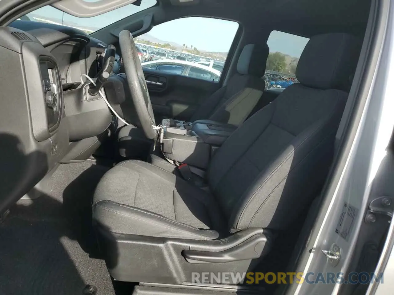 7 Photograph of a damaged car 3GCPWBEH2KG305845 CHEVROLET ALL Models 2019